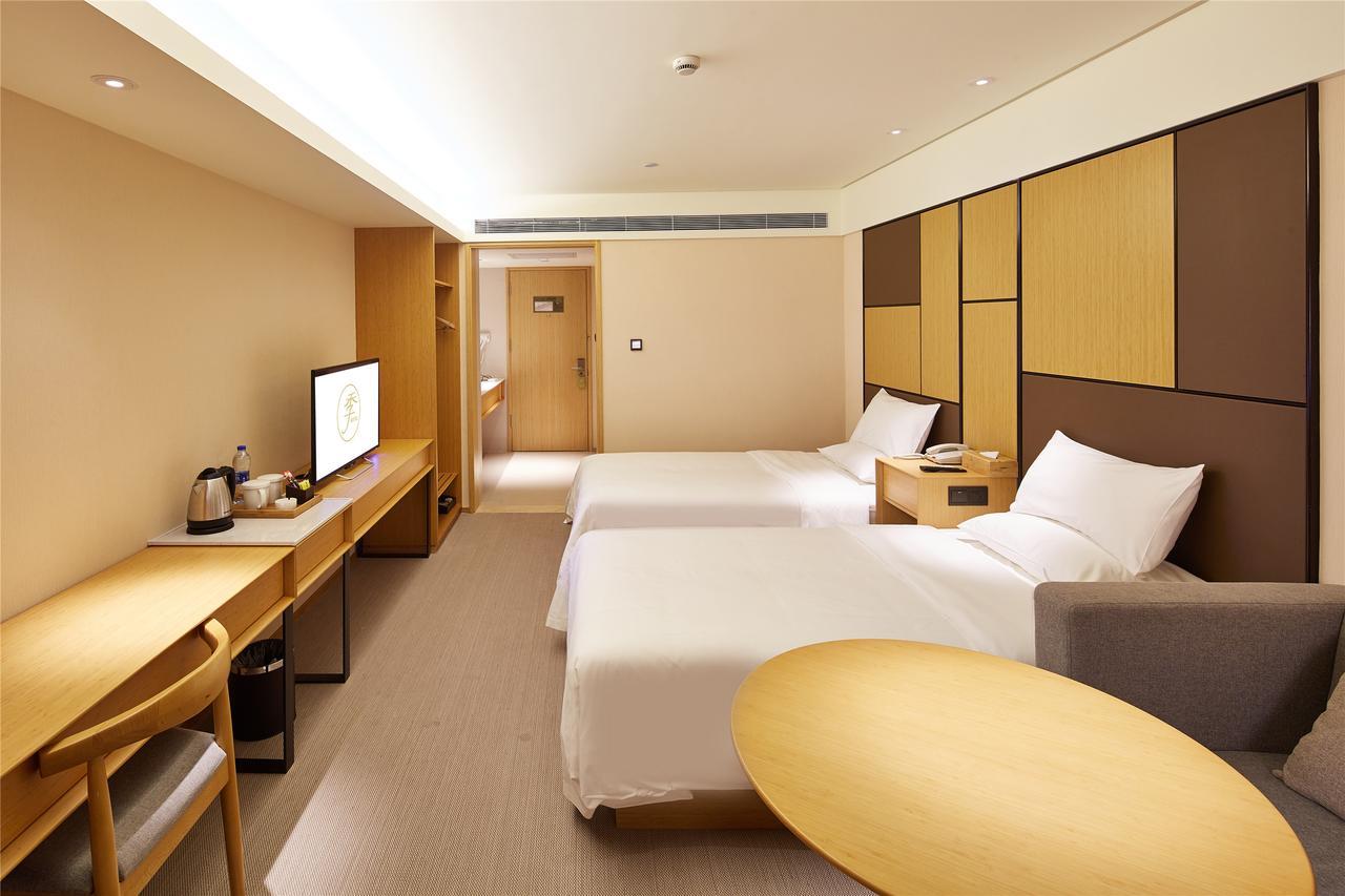 Ji Hotel Shanghai Hongqiao Transport Hub Linkong Zone Екстер'єр фото